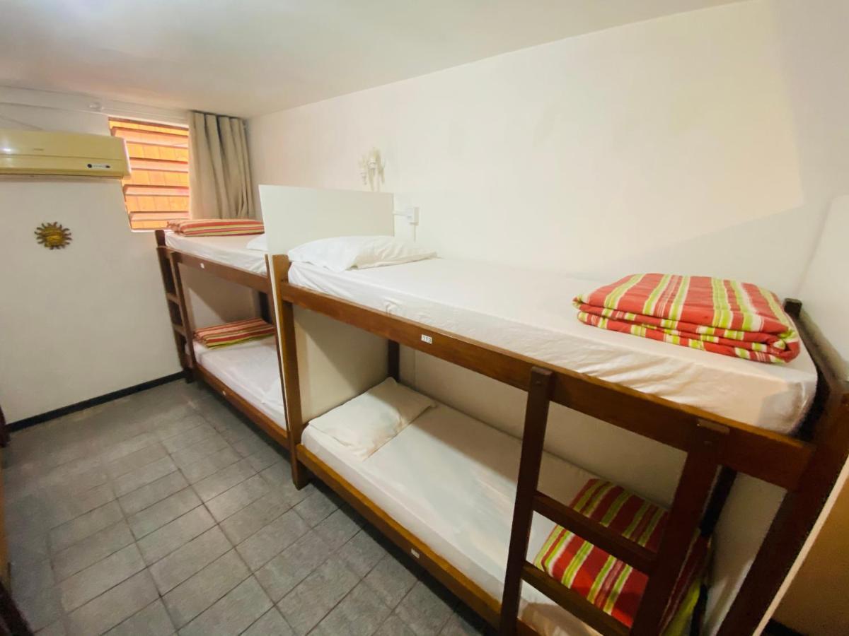 Quatro Ilhas Beach Hostel Bombinhas Bagian luar foto