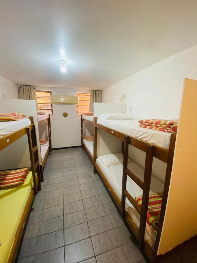 Quatro Ilhas Beach Hostel Bombinhas Bagian luar foto