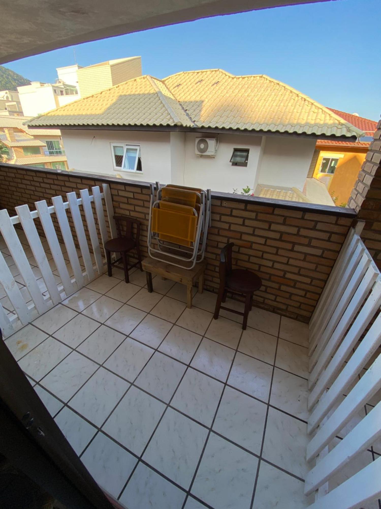 Quatro Ilhas Beach Hostel Bombinhas Bagian luar foto