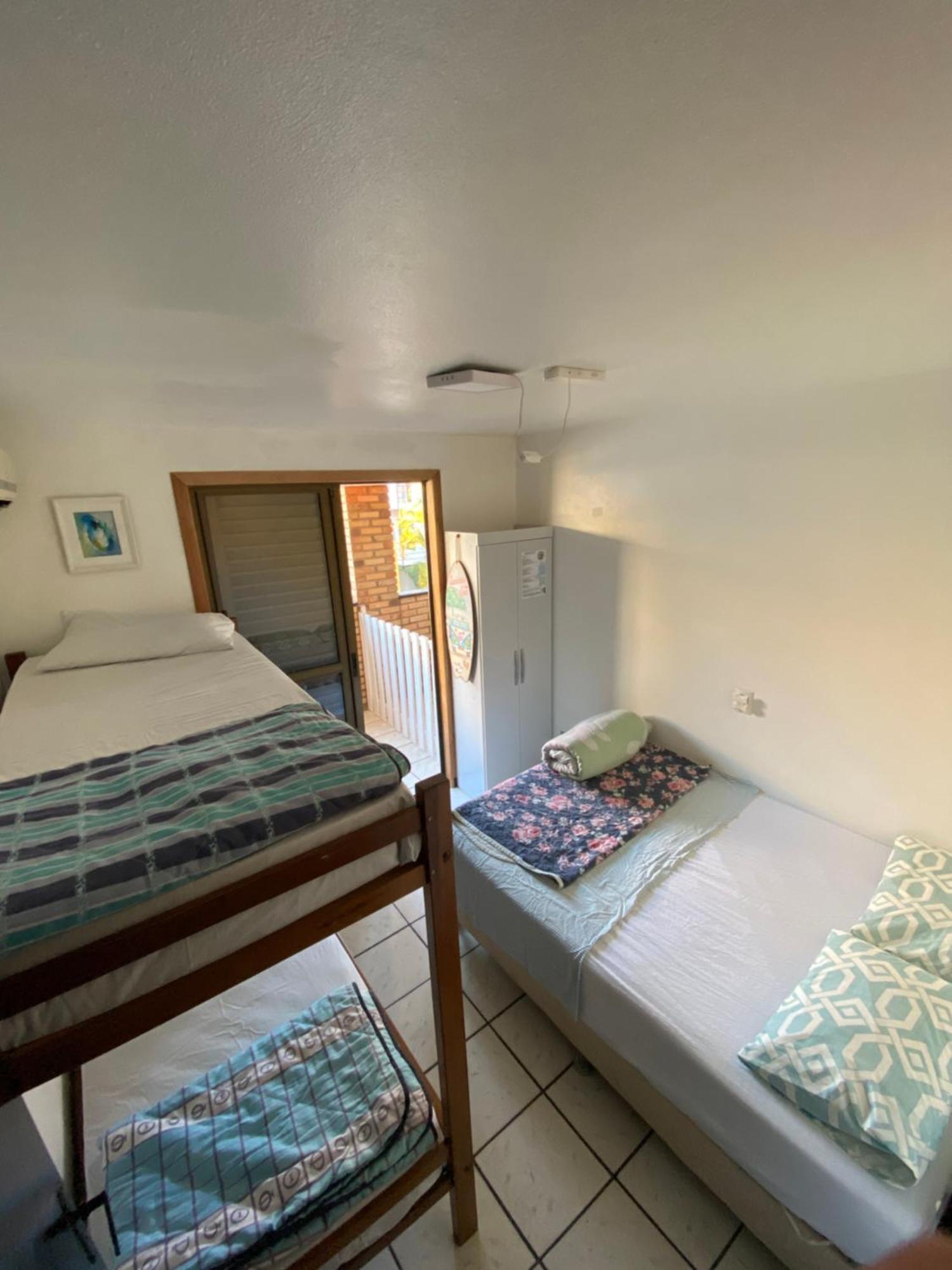 Quatro Ilhas Beach Hostel Bombinhas Bagian luar foto