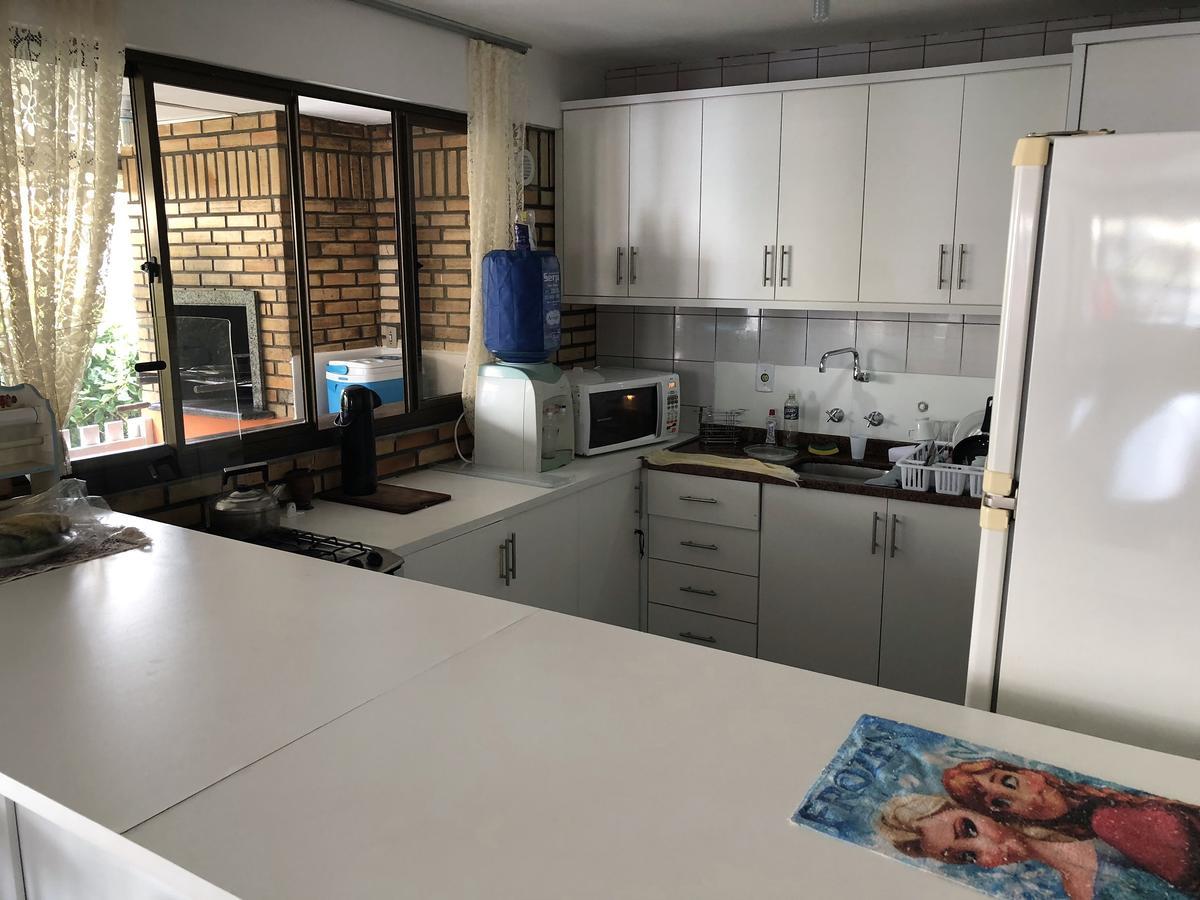 Quatro Ilhas Beach Hostel Bombinhas Bagian luar foto